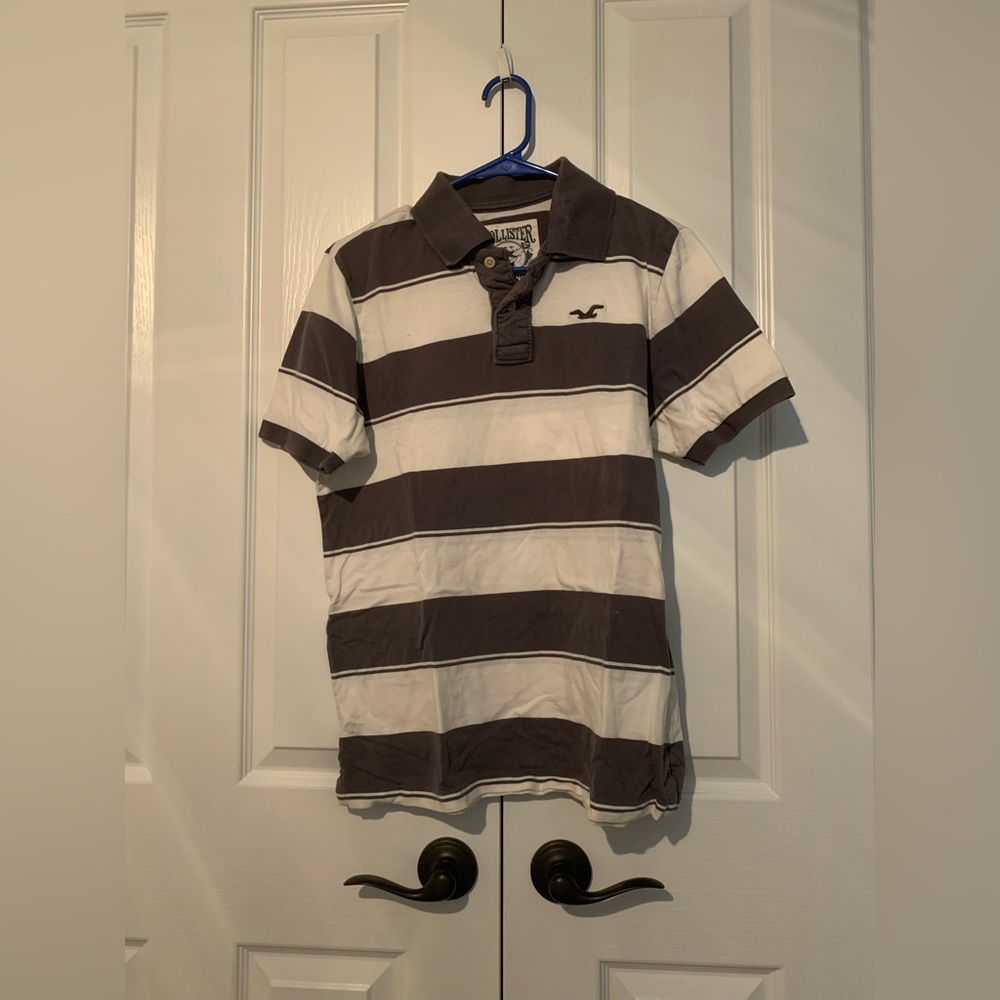 Medium Hollister Polo